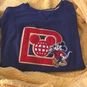 True Vintage Walt Disney World Pullover